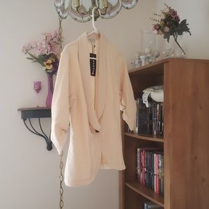 Never worn 3/4 sleeve blazer like jacket